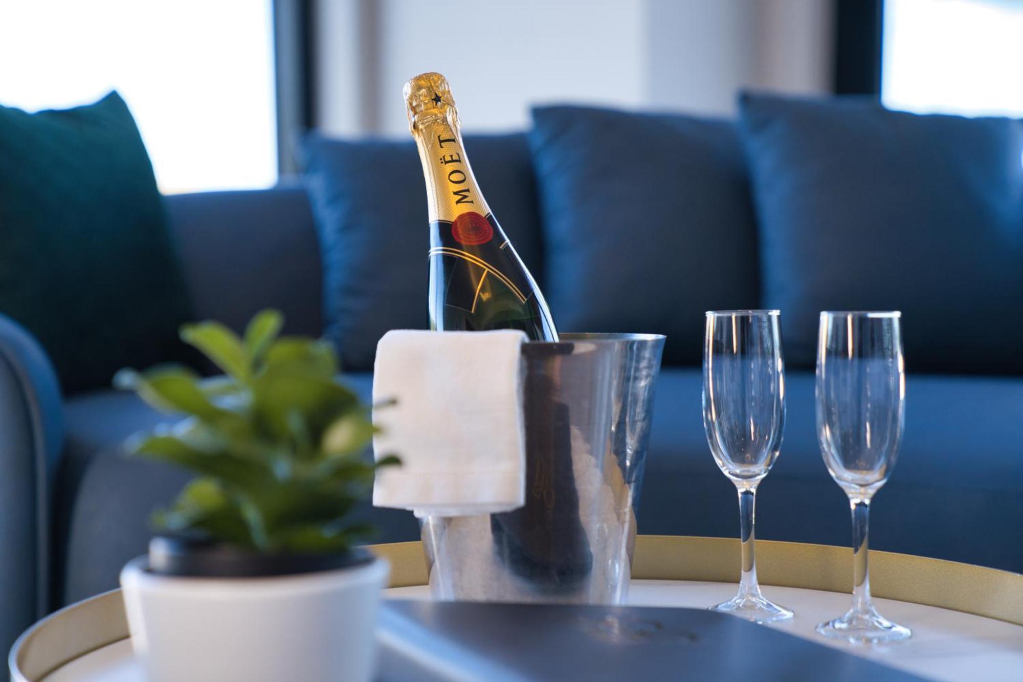 Soho Hotel Auckland Bagian luar foto